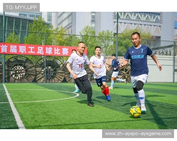 足球比赛中的场上指挥与决策执行 足球比赛中的场上指挥与决策执行